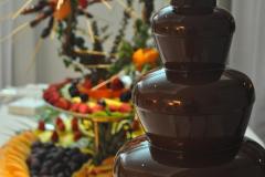 la dolcezza scorre cremosa sulle perle di frutta fresca